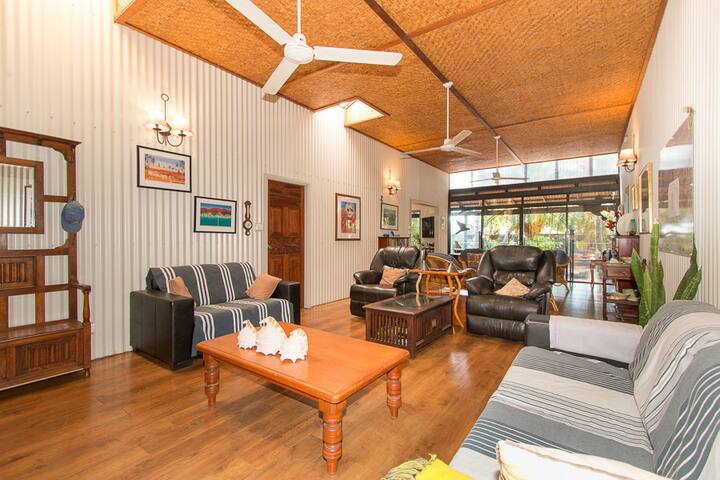 Escape to Broome Paradise gallery image 4