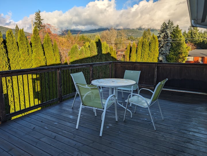 A 3BDRM 1bath 8 people home Houses for Rent in Squamish, British