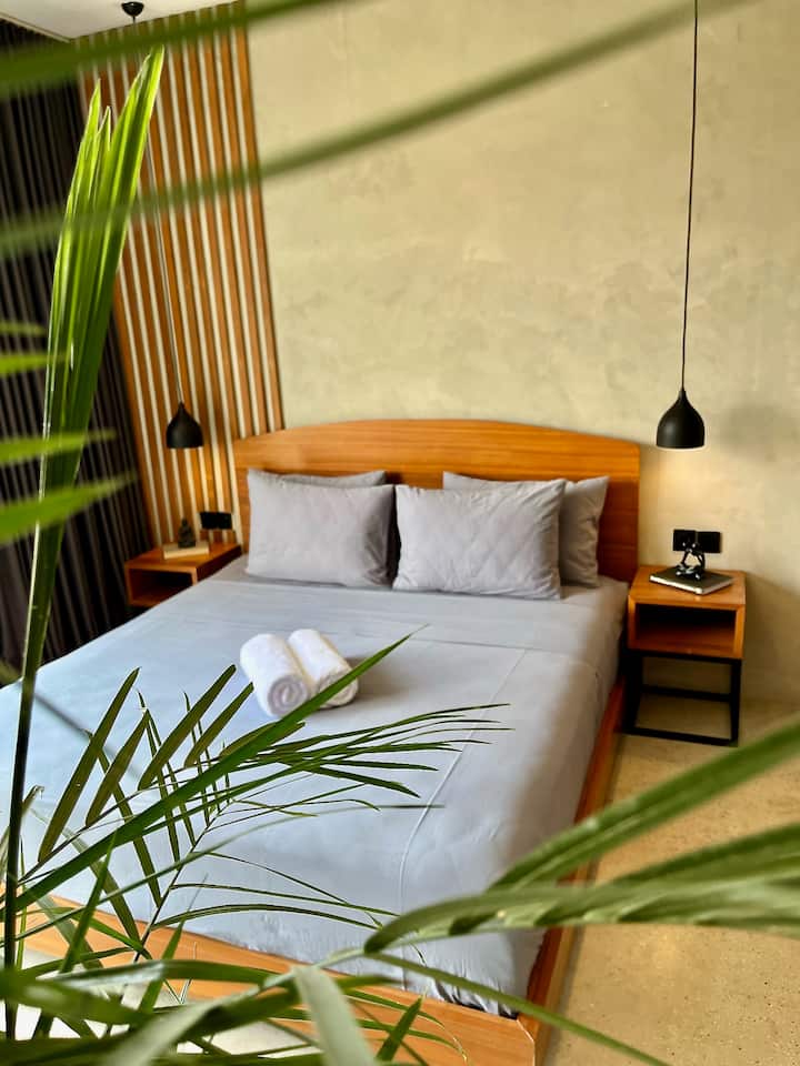Jungle in Bedroom