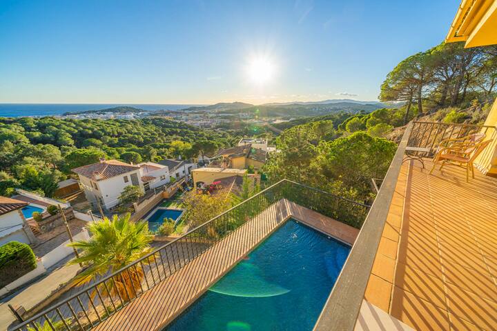 Villa Mare Nostrum, 12 pers., panoramisch zeezicht gallery image 3