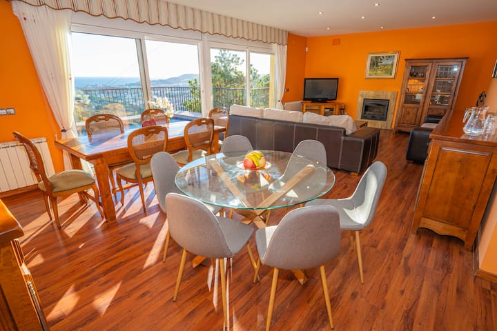 Villa Mare Nostrum, 12 Pers., Panoramisch Zeezicht - Lloret de Mar