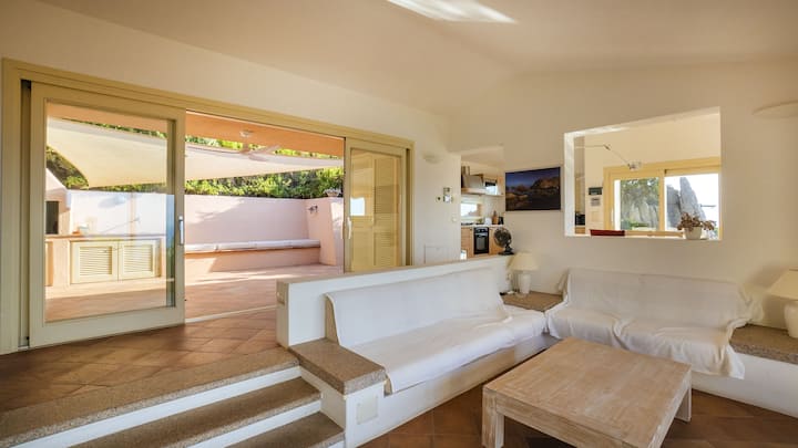 Design Villa With Pool & Stunning Sea View - Costa Paradiso