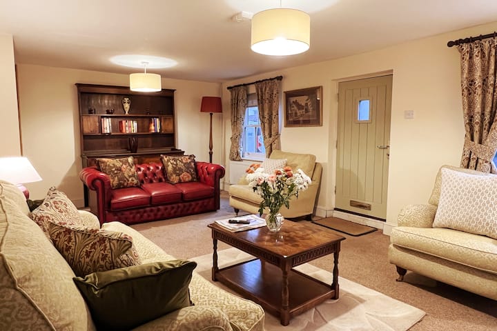 Charming Cottage In Loddon Near Norfolk Broads - Suffolk