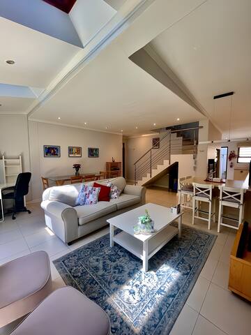 Secure & Semi Off-Grid Home gallery image 3