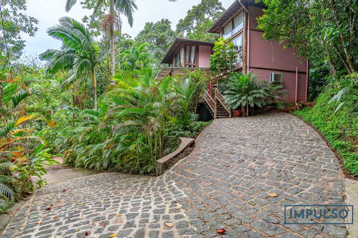 Impulso Alugueis Ubatuba managed Airbnb listing 1