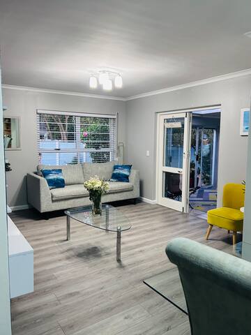 Zithelo Guest House gallery image 2