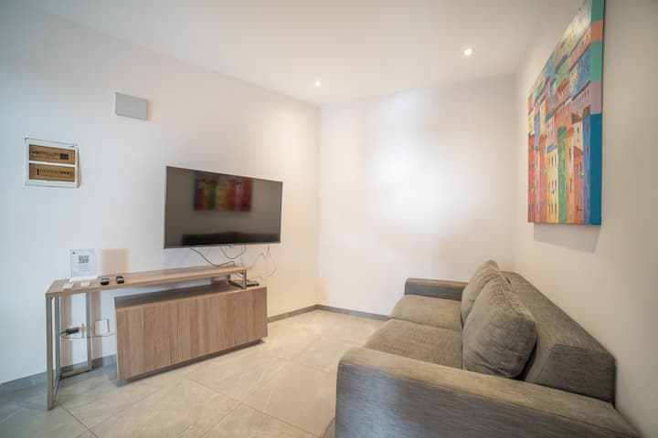 Luxury 1br With Incredible Terrace Facing The Pool - Playa del Carmen