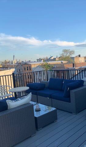 New Luxury Condo| 3BR/2BA+Rooftop| Close to NY gallery image 3