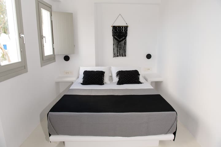 Bedroom area