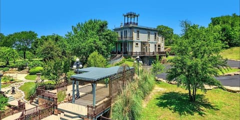 Historical Mansion ~ The Braun Manor