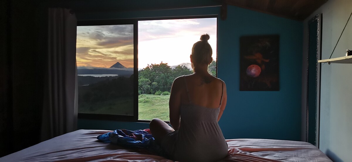 Sunrise Hill House & Garden — 3 bedroom vacation rental in Lake Arenal