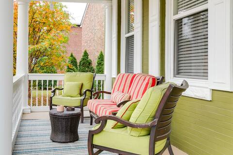 Grand Historic Fan Home/fully fenced/Carytown