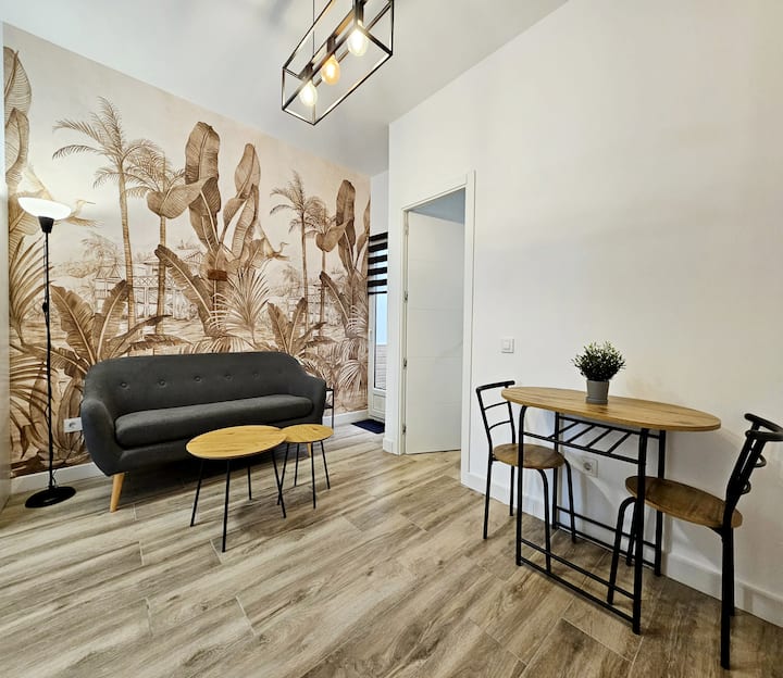 Elegante Apartamento De Diseño. - Almería