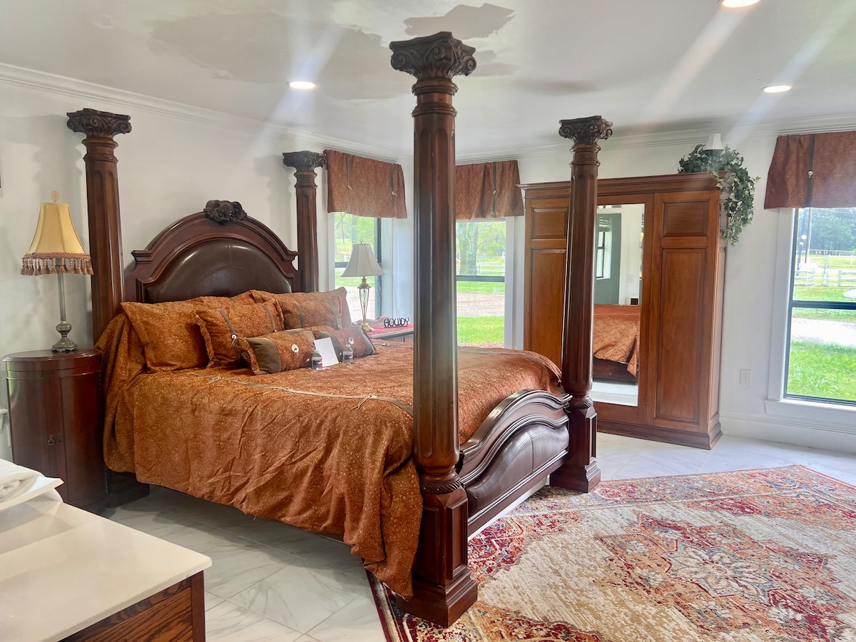 Cora's Suite at Flyin H Ranch - Airbnb