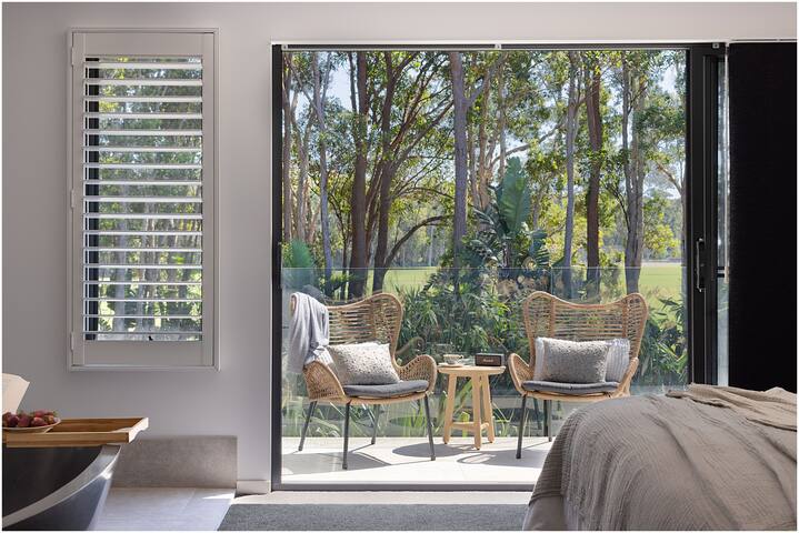 Always Summer Boomerang Luxe Stay with Pool gallery image 4