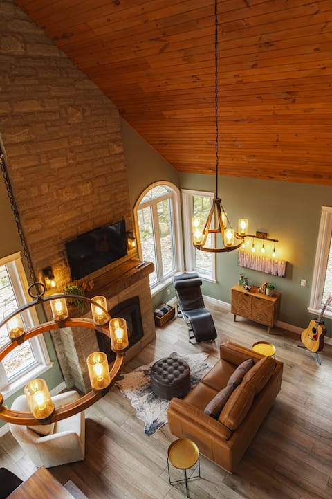 Top performing Airbnb: Chalet des collines_VDM (Hillside Chalet) in Val Des Monts