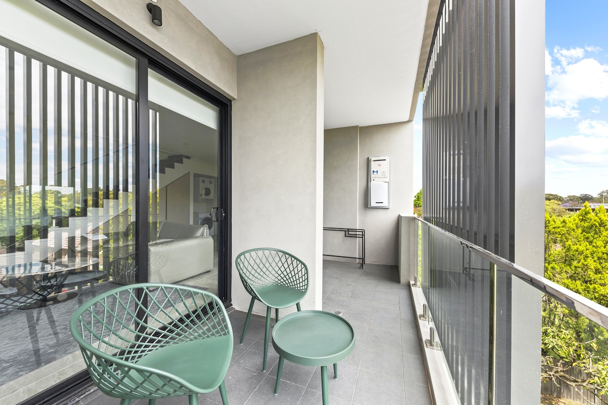 Homebush CBD 2 Bedrooms apartment S10-Free parking