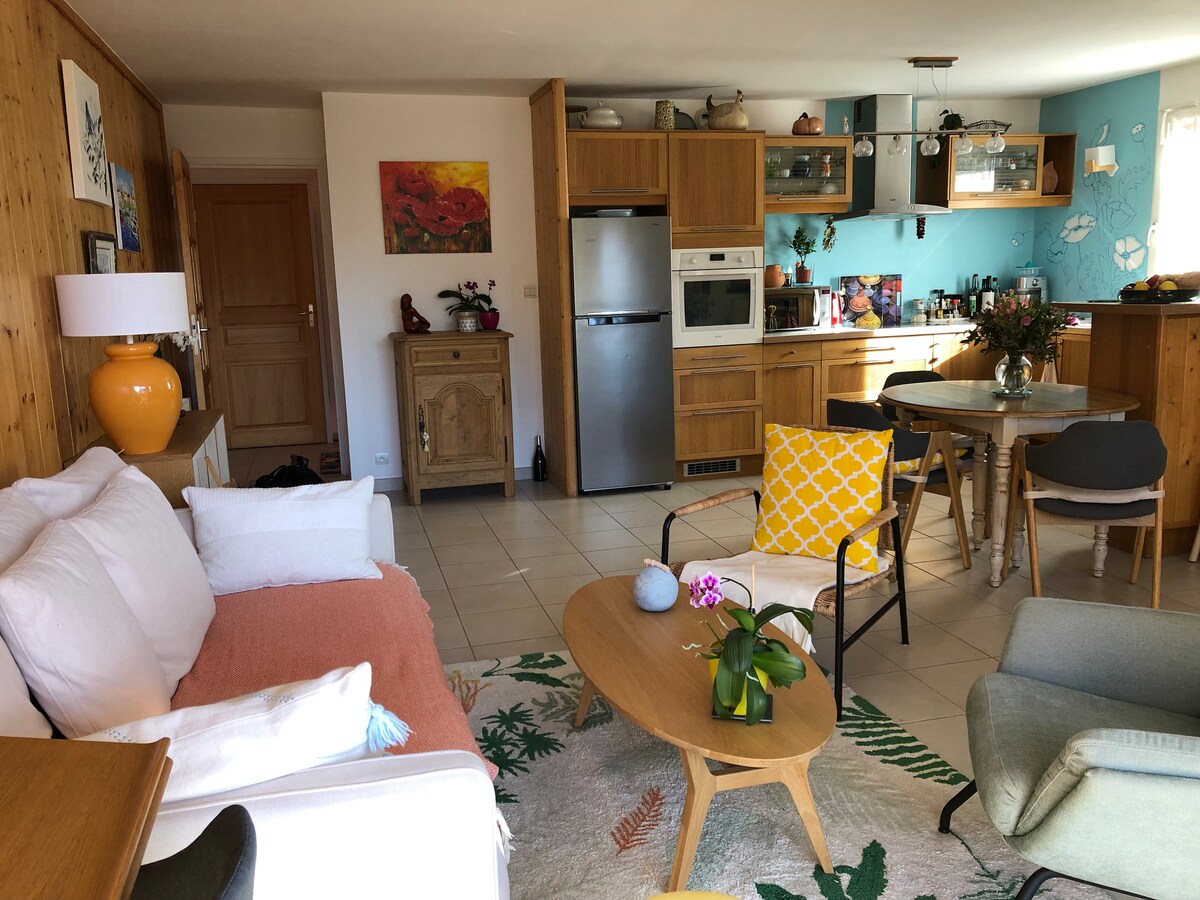 Propriété Airbnb réussie: Very nice apartment with views! à Briançon