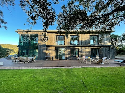 Villa Ôma in Southern Corsica