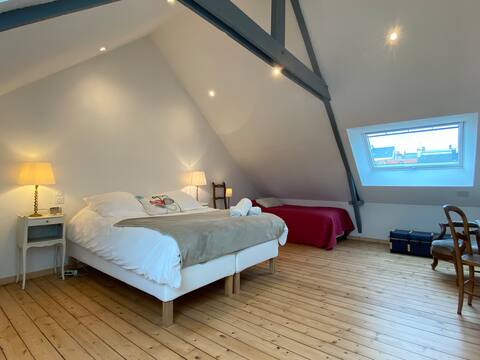 Comfortable family home - beach 200 meters