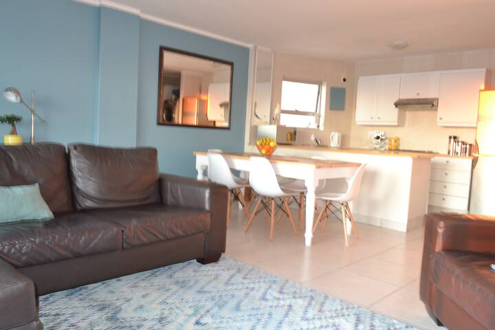 KiteView @The Bay – iconic views gallery image 5