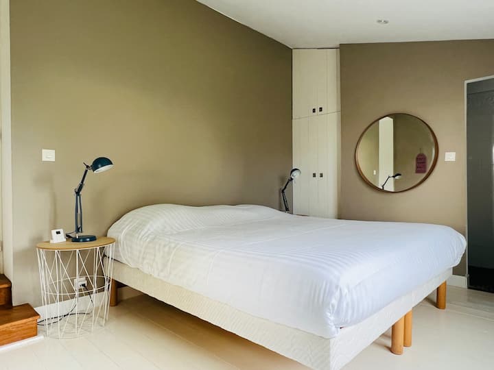 საძინებელი 1