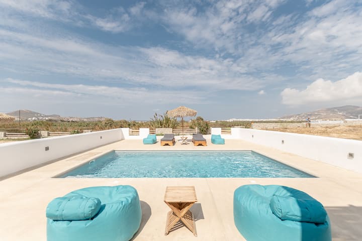 White Cocoon | Three Bedroom Villa Sea View & Pool - Naxos