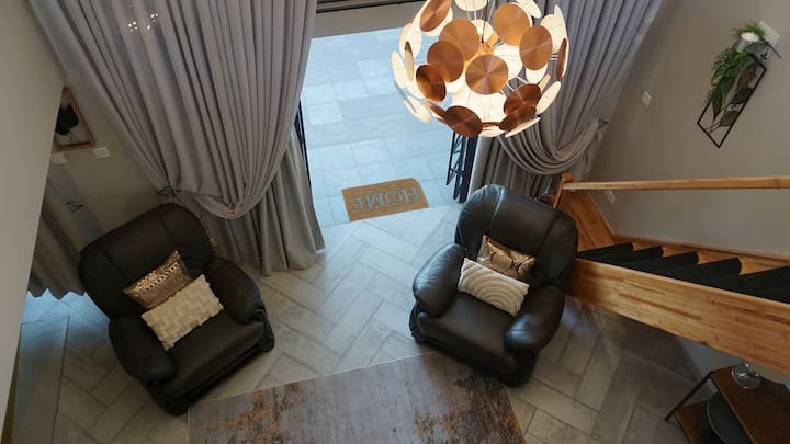 Tranquil Gated Airport Retreat - Zimbabwe