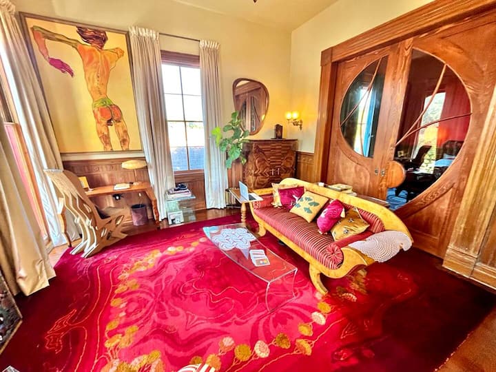 Stunning Ex-Victorian Church-Ballroom/Patio/Hottub - Houses for