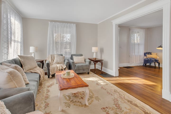 Prime West Hartford Center:  Timeless Charm - West Hartford, CT