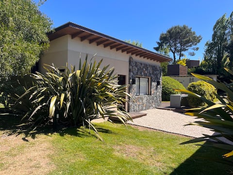 Spacious 3amb. cabin with swimming pool