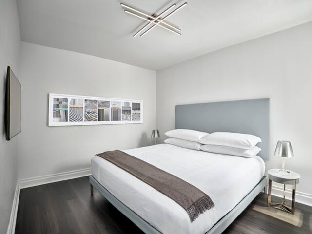 AKA Times Square – Two Bedroom Platinum Suite gallery image 2