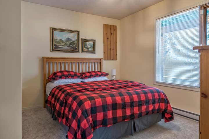 Suita Master Dhoma gjumi - Krevat dopio "Queen" 