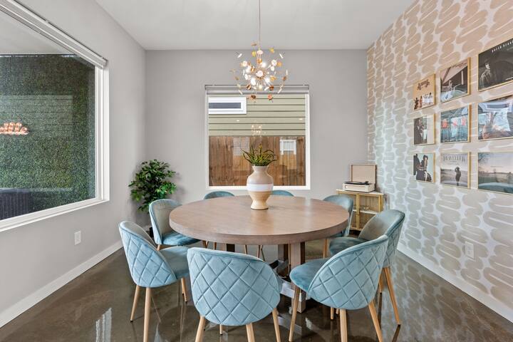 Private Pool w/ Hot Tub Minutes from Broadway gallery image 5