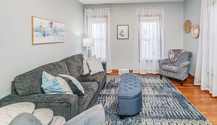 Family & Business Traveler Ready - Racine, WI