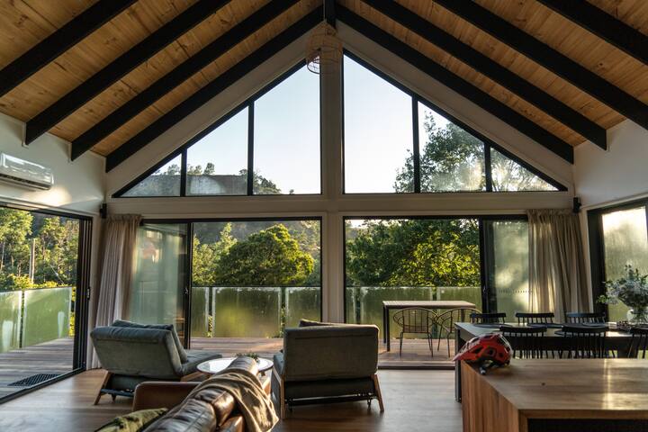 Ringarooma Cabin ‘River Cabins Derby’ gallery image 2