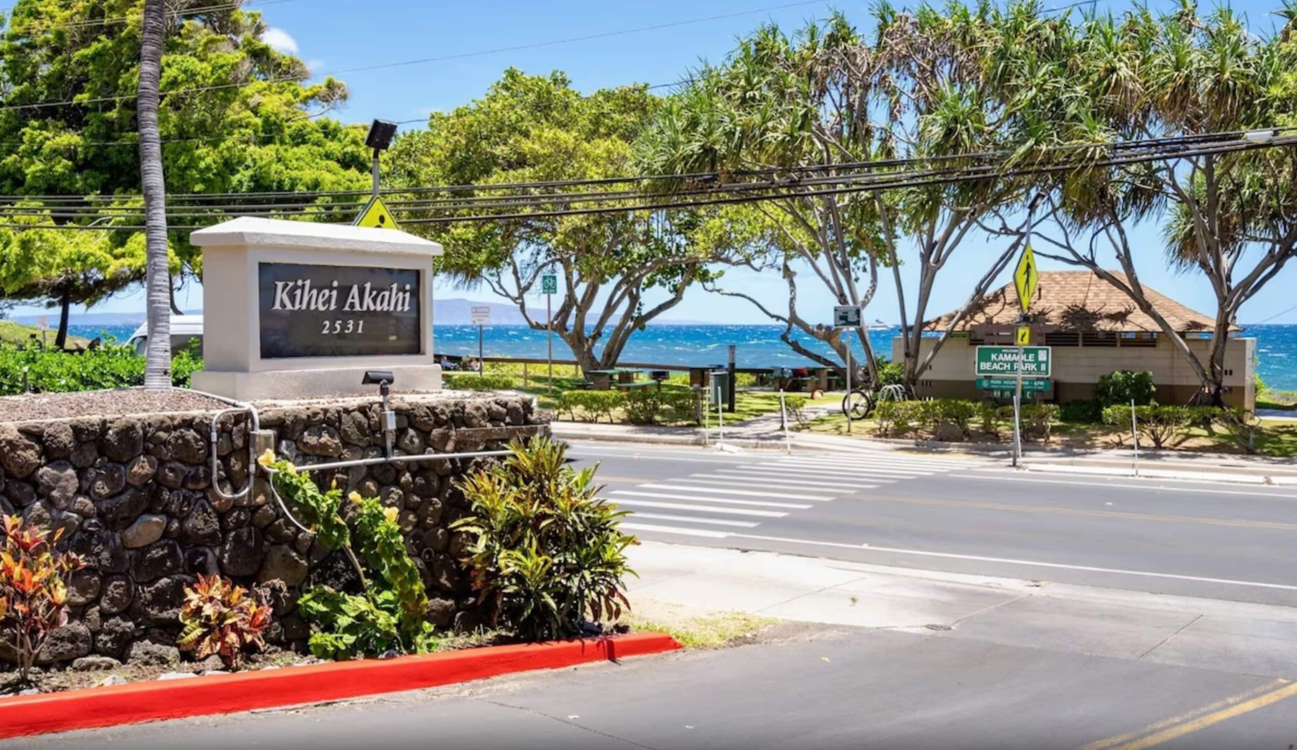 Condo in Kihei · ★4.98 · 1 bedroom · 2 beds · 1 private bath - Image 35