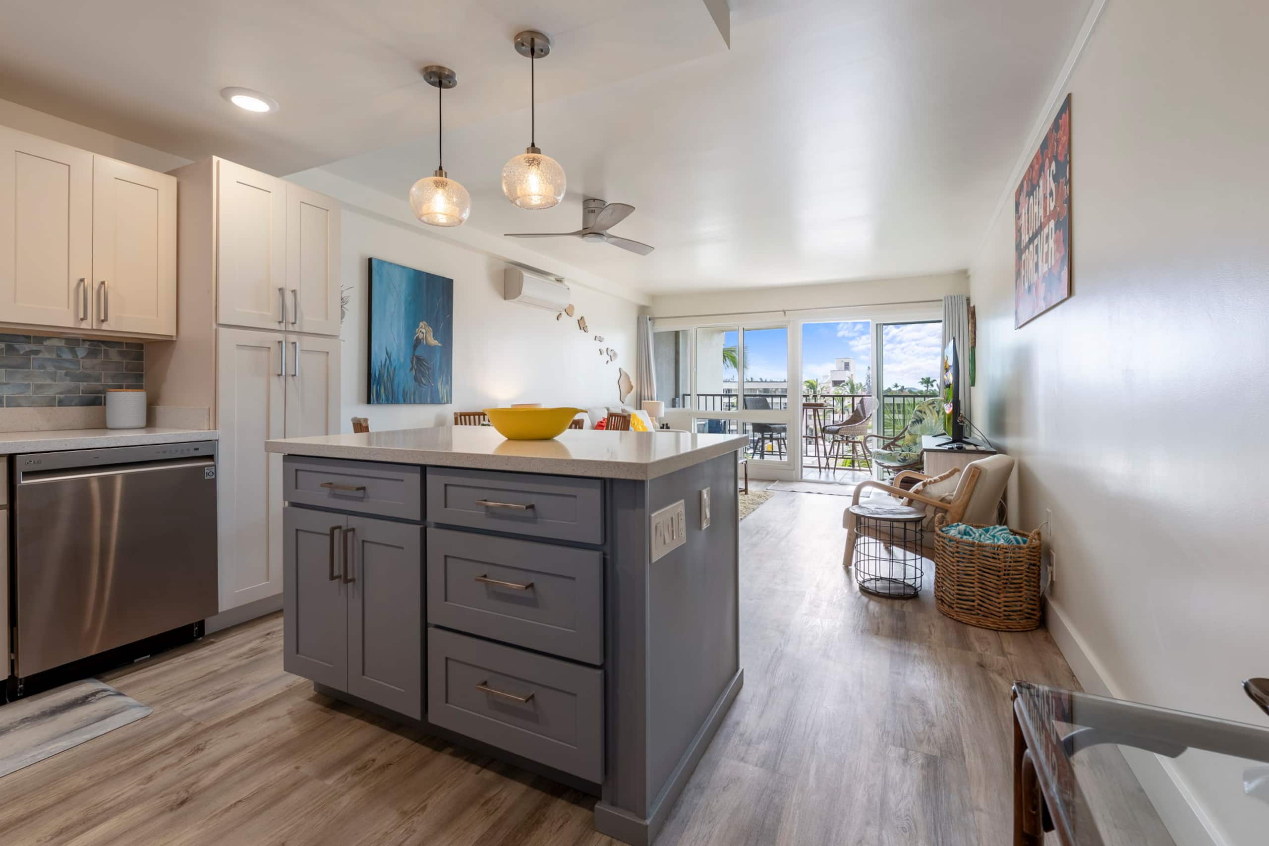 Condo in Kihei · ★4.98 · 1 bedroom · 2 beds · 1 private bath - Image 10