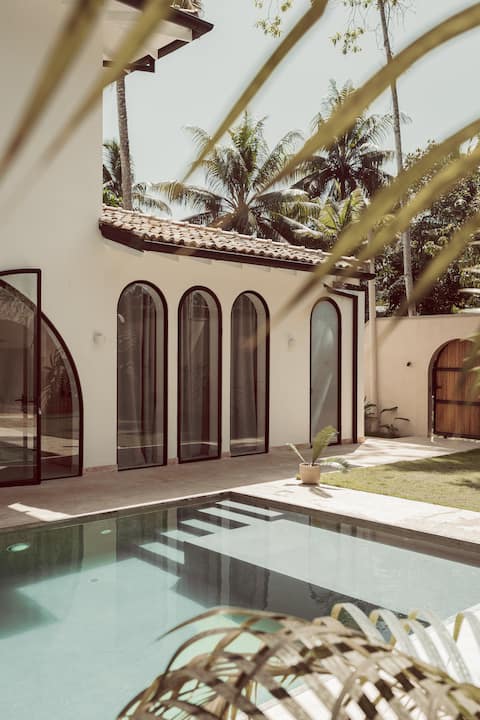 Villa Noumi Full Property