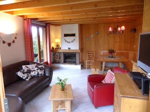 Annonce Airbnb populaire: "Les Chalets du Saut des Cuves I" rated 3 stars à Xonrupt Longemer