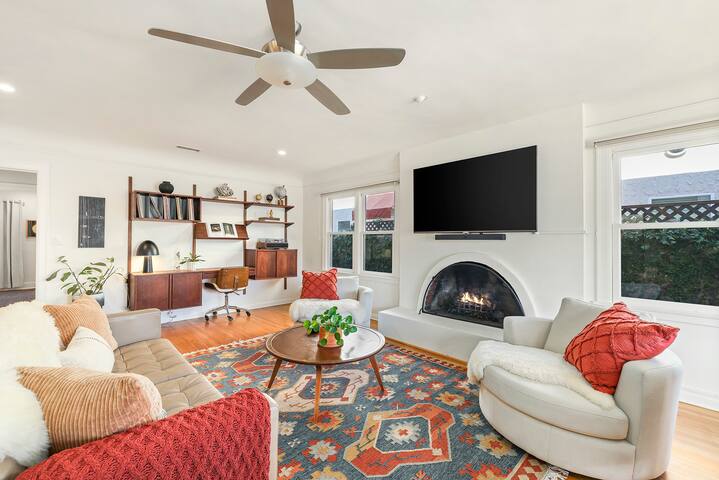 Belmont Shore Retreat – Block from Beach