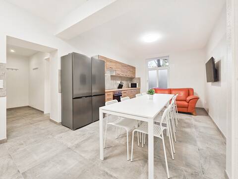 4 Room Apartment - 20 min Messe Düsseldorf