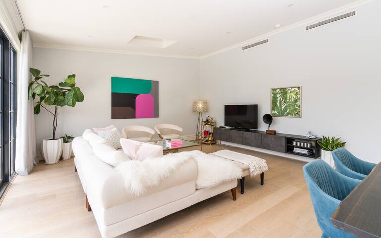 Ivy Mosman gallery image 2