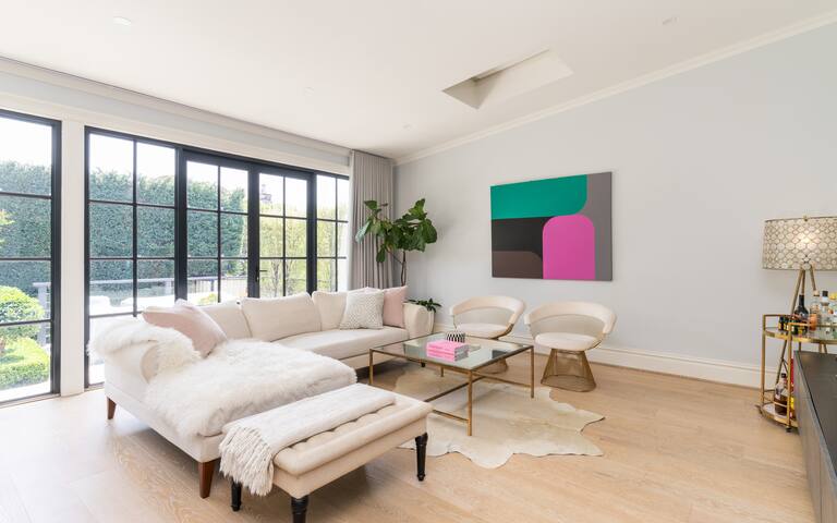 Ivy Mosman gallery image 5