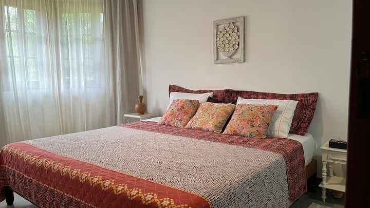Suite cama king no piso superior