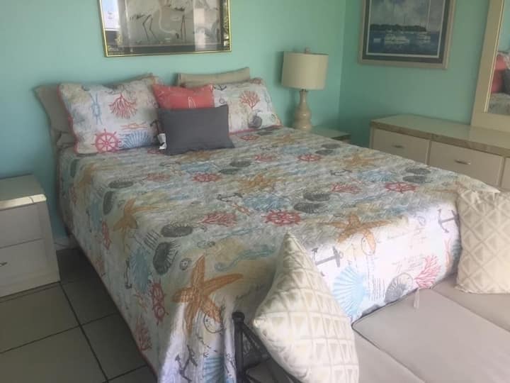 Master bedroom (3rd floor)
