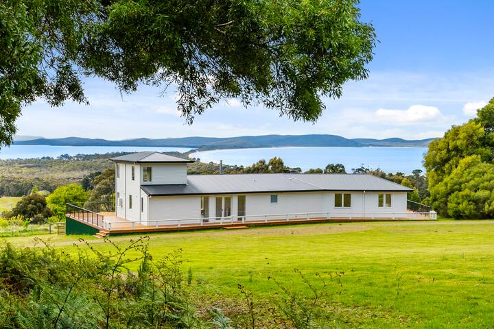 Dreamscapes on Bruny Island gallery image 2