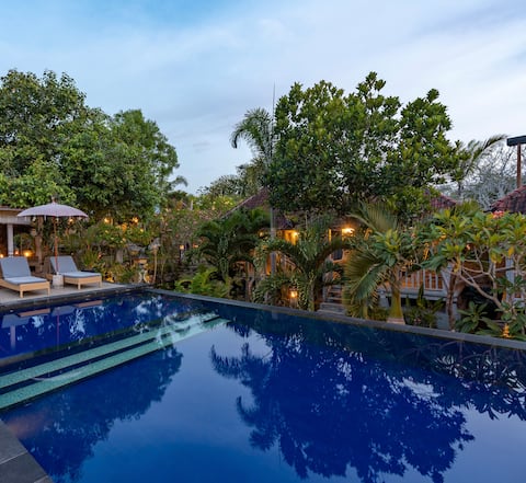 Villa Cahaya - 5 Bedroom Villa