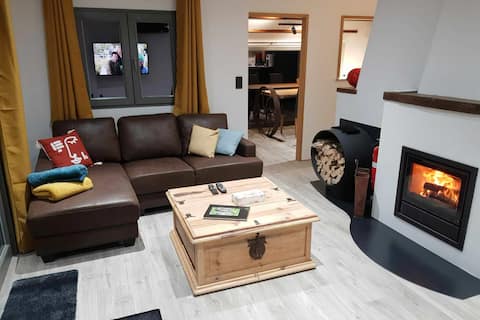 Popular Airbnb listing: Gite at Chalet de Mélines in Érezée