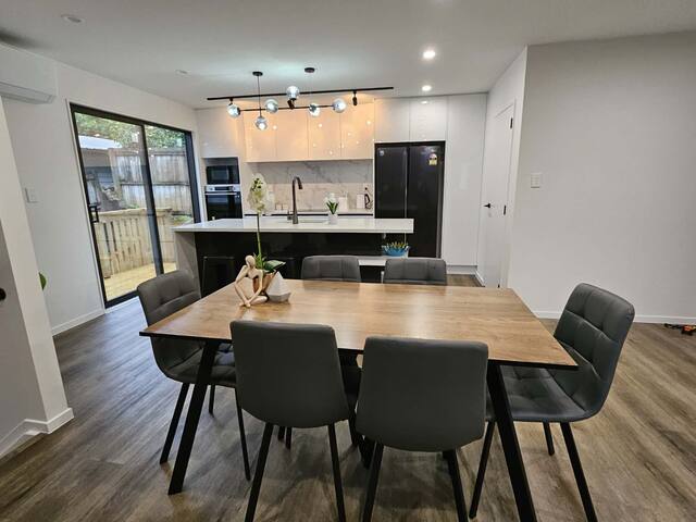 An Xin Property Management Ltd managed Airbnb listing 1